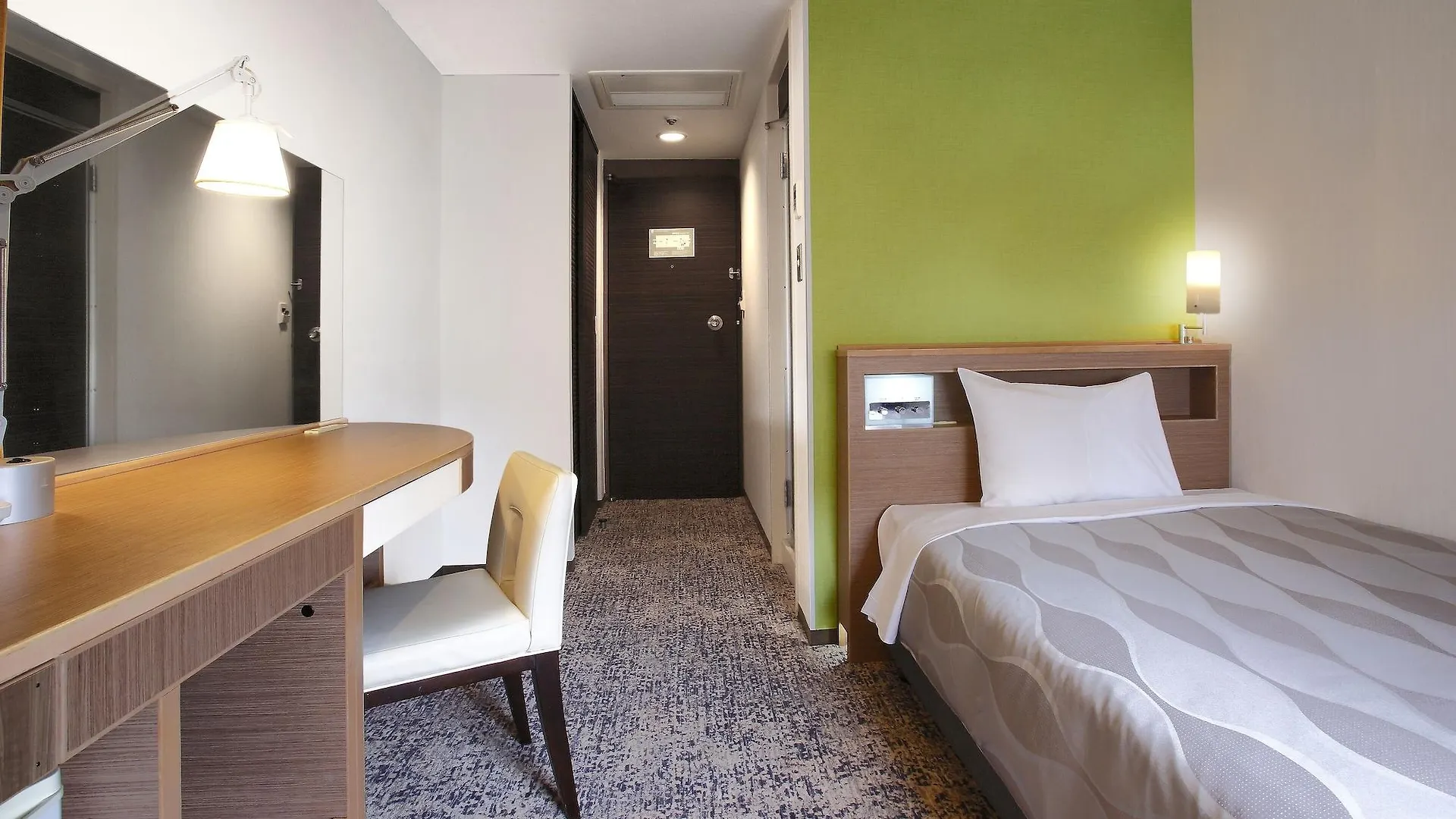 Cypress Hotel Nagoya-Eki Mae 3*, Nagoya